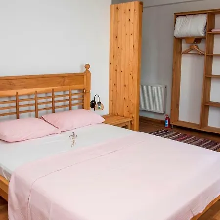 Lantgård Farmidaya Biotel Küçükkuyu