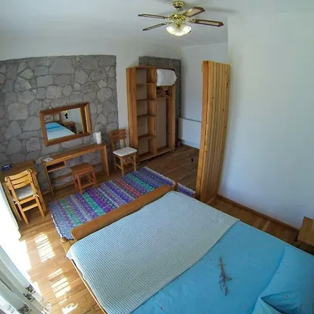 Farm stay Farmidaya Biotel Kucukkuyu