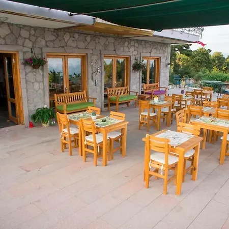 Farm stay Farmidaya Biotel