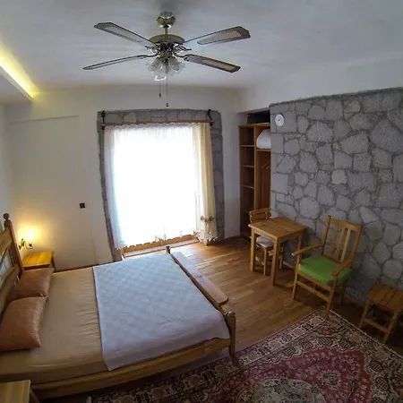 Farm stay Farmidaya Biotel Kucukkuyu