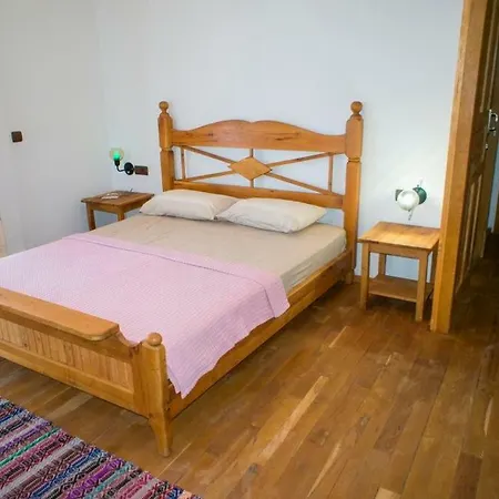 Farm stay Farmidaya Biotel *