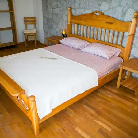 Farmidaya Biotel * Küçükkuyu